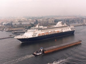 statendam-1992-amsterdam-arrival-june-93