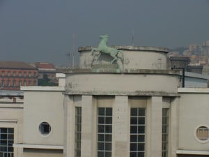 At the sea side both ends of the terminal have a bronze rearing horse on the top, while the city side only has clocks.