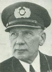 Capt. Vlietstra siebe Commodore 1949 small