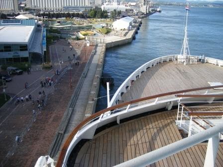 The concrete dock walls of Quebec. Please note how the fender is pushed off the wall by the current that runs between the dock wall and the ship.