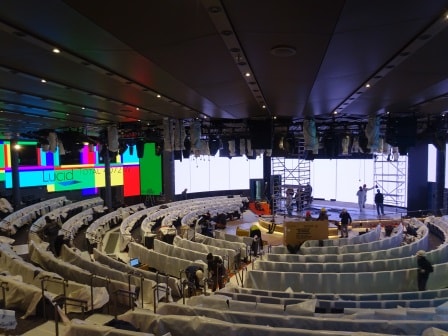 The show room at sea is nearly finished and the testing of the 270o digital background is in full swing.